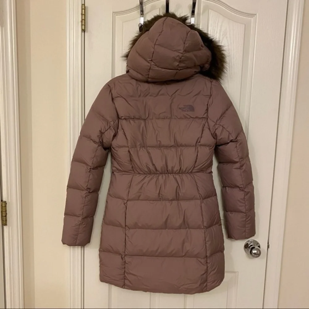 The North Face Women's New Dealio Down Parka in Twilight Mauve Size S